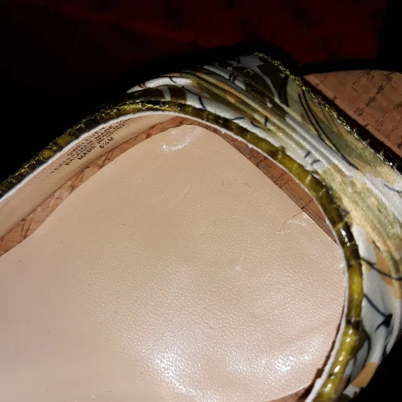 NIB Gwelegent2 Slingbacks by Guess - Picture 7 of 8